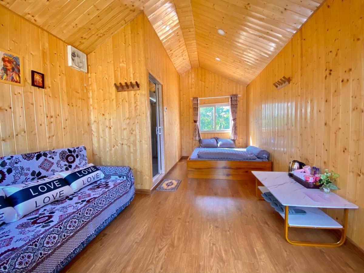Henisi Homestay Mang Den Kon Von Kla 外观 照片