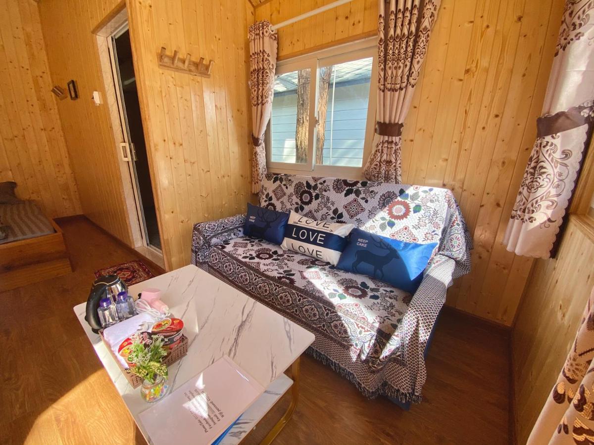 Henisi Homestay Mang Den Kon Von Kla 外观 照片